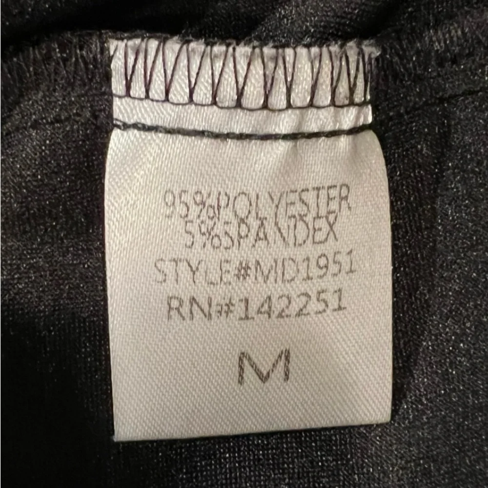 Interrupted Black Ladies Tulle Sleeve Dress - Size Medium - Picture 7 of 7